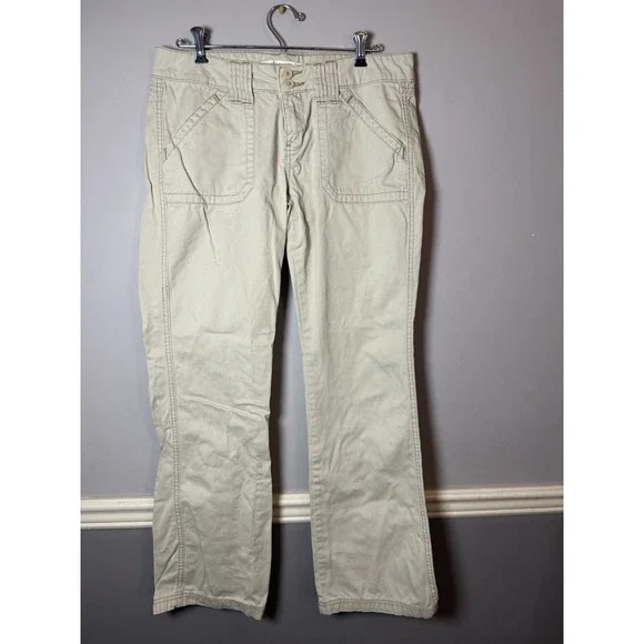 Aeropostale Pants Women 9/10 Khaki Tan Straight Leg Casual - Picture 1 of 4